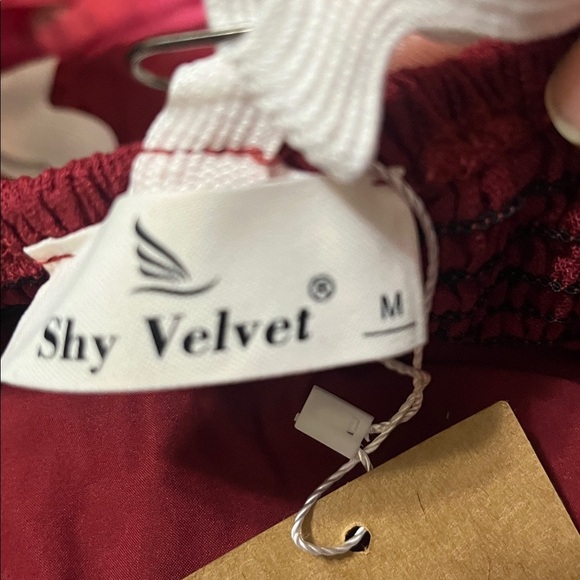 Sky Velvet Wine Red Dress with White Trim Sz M Women - Picture 5 of 5